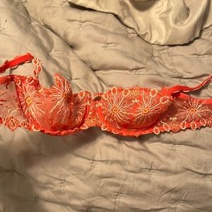 NWOT Chantelle Orange Embroidered Soft Cup Bra 34B